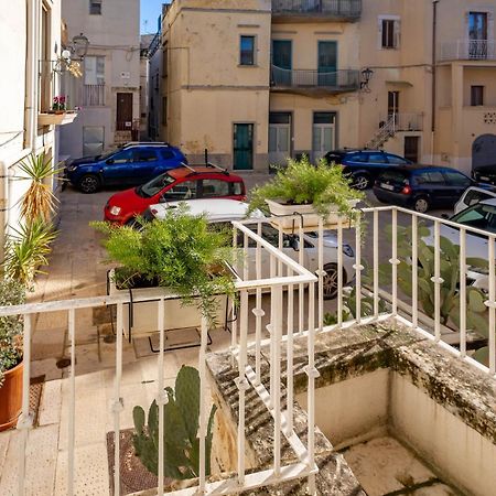 Antiche Mura Apartment Cielo di Puglia -2 matrimoniali, cucina,letto singolo e terrazzo Turi Esterno foto