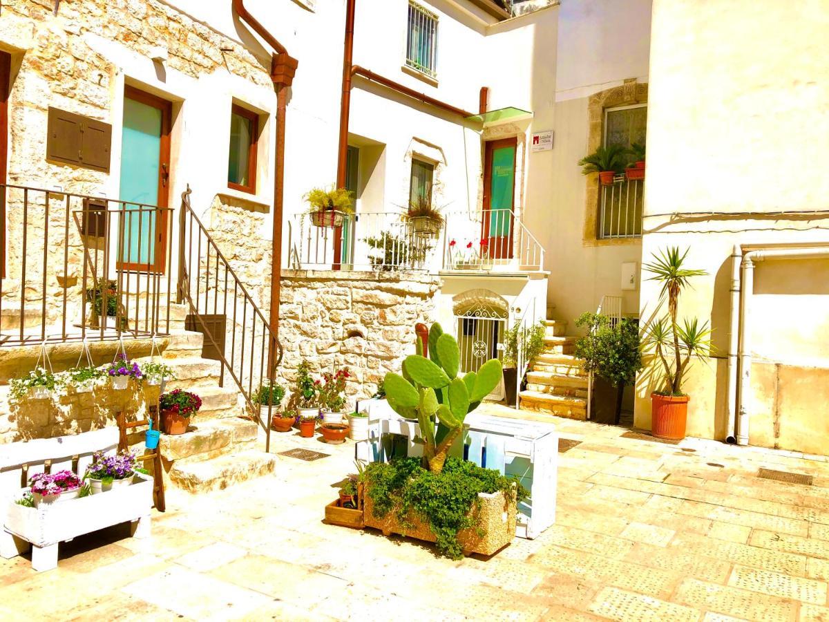Antiche Mura Apartment Cielo di Puglia -2 matrimoniali, cucina,letto singolo e terrazzo Turi Esterno foto