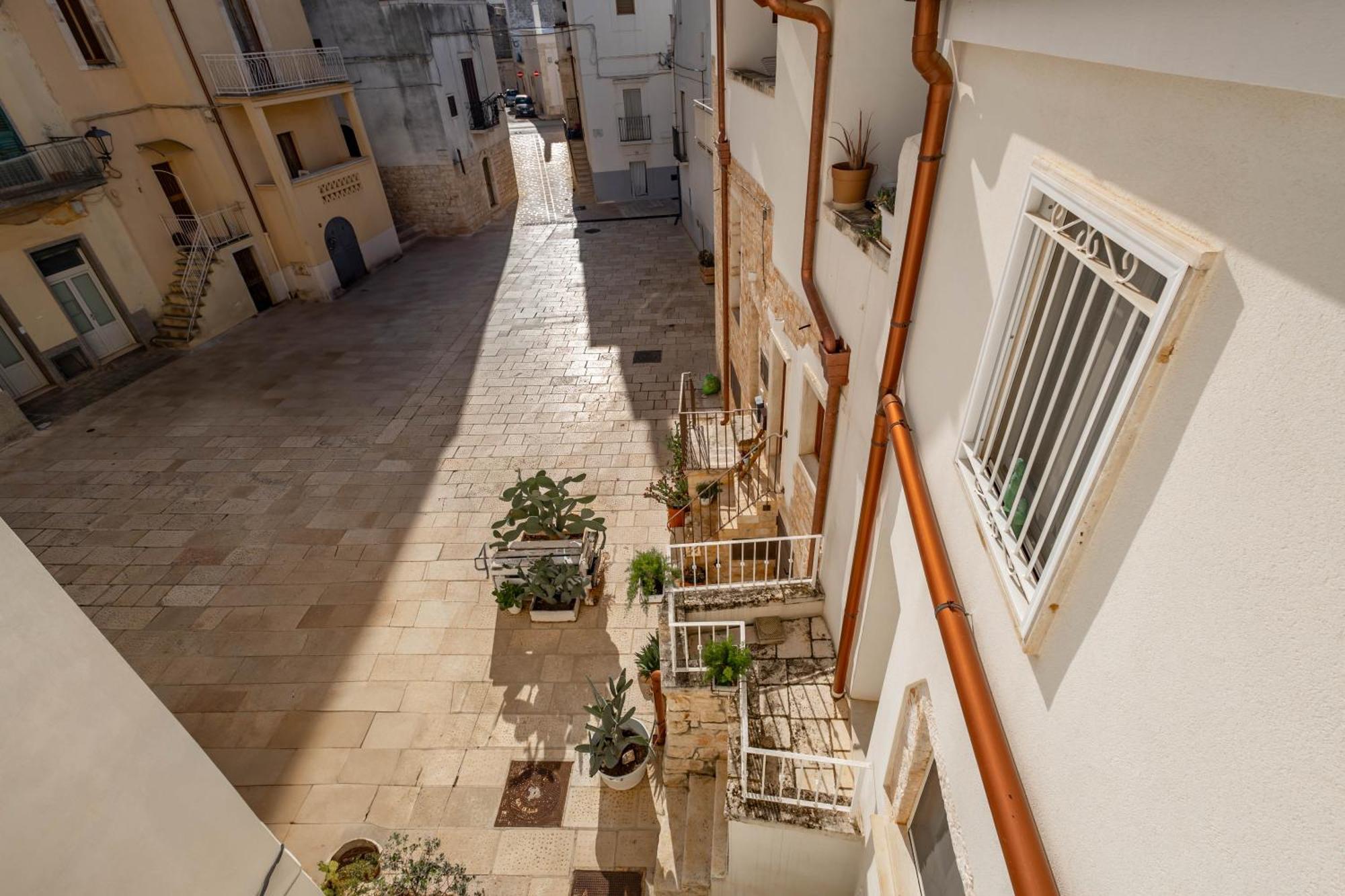 Antiche Mura Apartment Cielo di Puglia -2 matrimoniali, cucina,letto singolo e terrazzo Turi Esterno foto