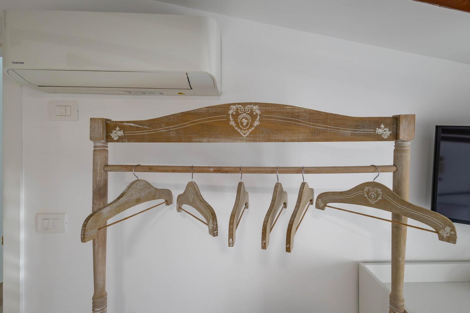 Antiche Mura Apartment Cielo di Puglia -2 matrimoniali, cucina,letto singolo e terrazzo Turi Esterno foto